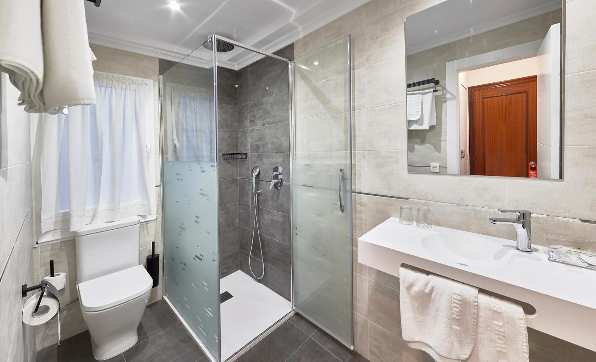 Hotel Rico Luarca Extérieur photo